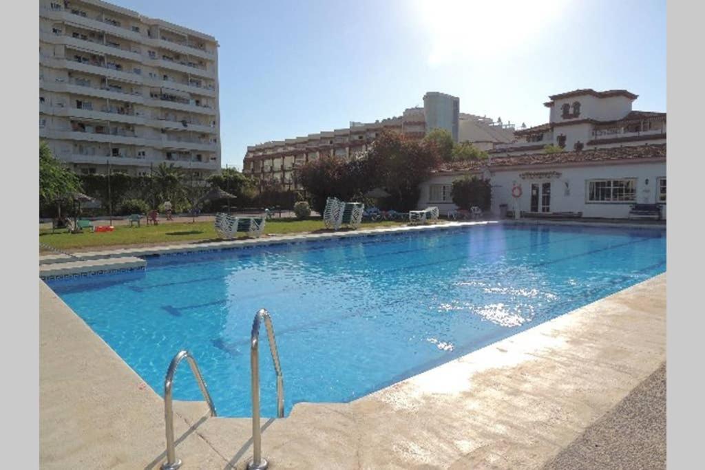 Carihuela Palace Studio 419 Beach - Playa Apartment ตอร์เรโมลิโนส ภายนอก รูปภาพ