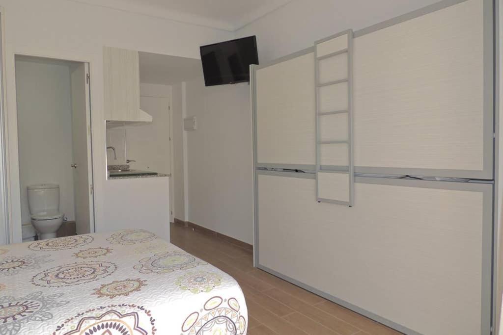Carihuela Palace Studio 419 Beach - Playa Apartment ตอร์เรโมลิโนส ภายนอก รูปภาพ